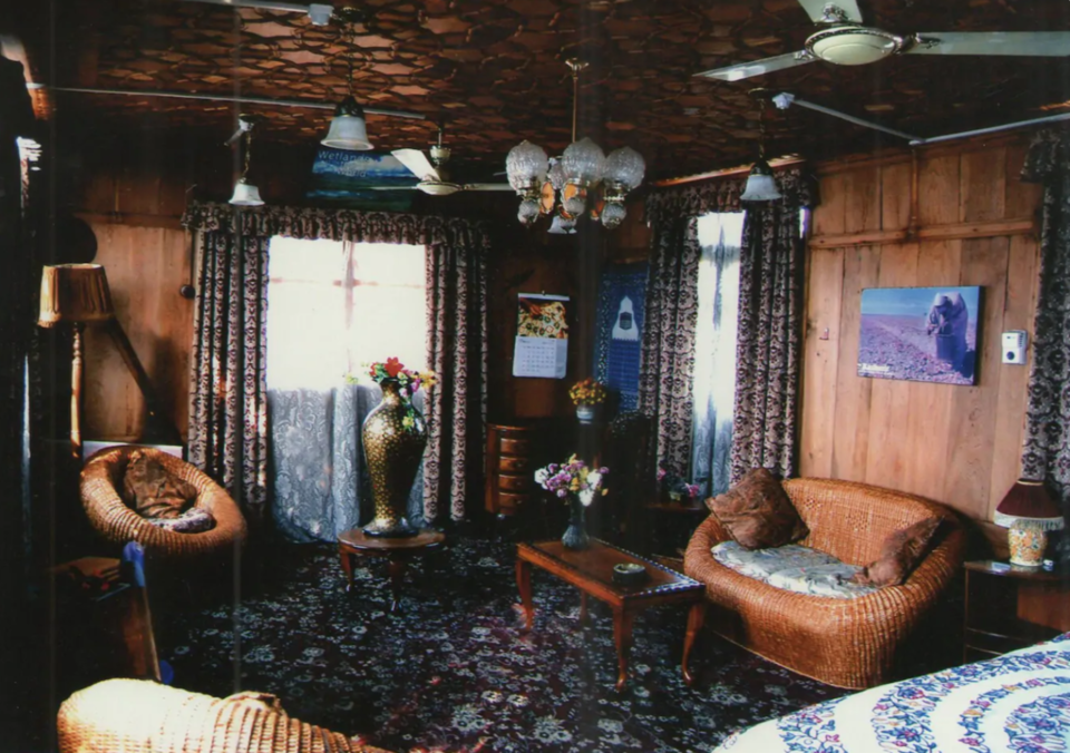 Photo of I Re-lived My Childhood As I Followed My Mother's Journal To Travel To Kashmir With My Husband by Neeti Chopra