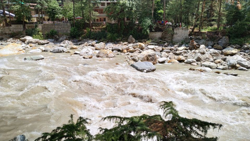 Photo of Kasol, Himachal Pradesh, India by chinmay sharma