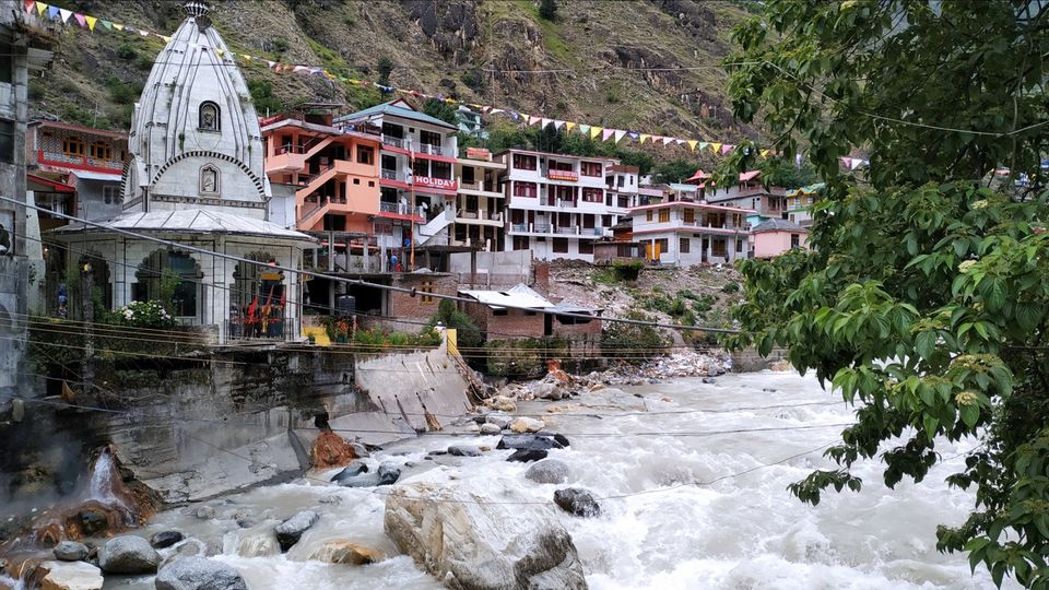 Photo of Manikaran Gurudwara, Manikaran, Himachal Pradesh, India by chinmay sharma