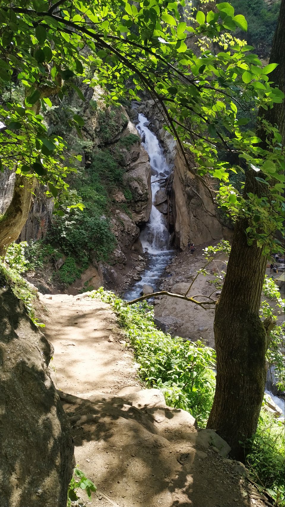 Photo of Kheer Ganga Trek, Khir Ganga, Himachal Pradesh, India by chinmay sharma