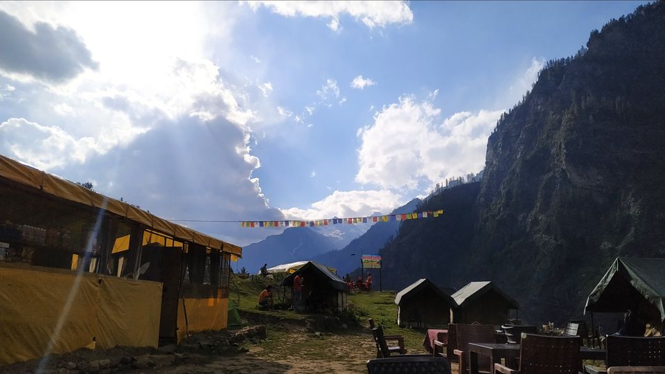 Photo of Kheer Ganga Trek, Khir Ganga, Himachal Pradesh, India by chinmay sharma