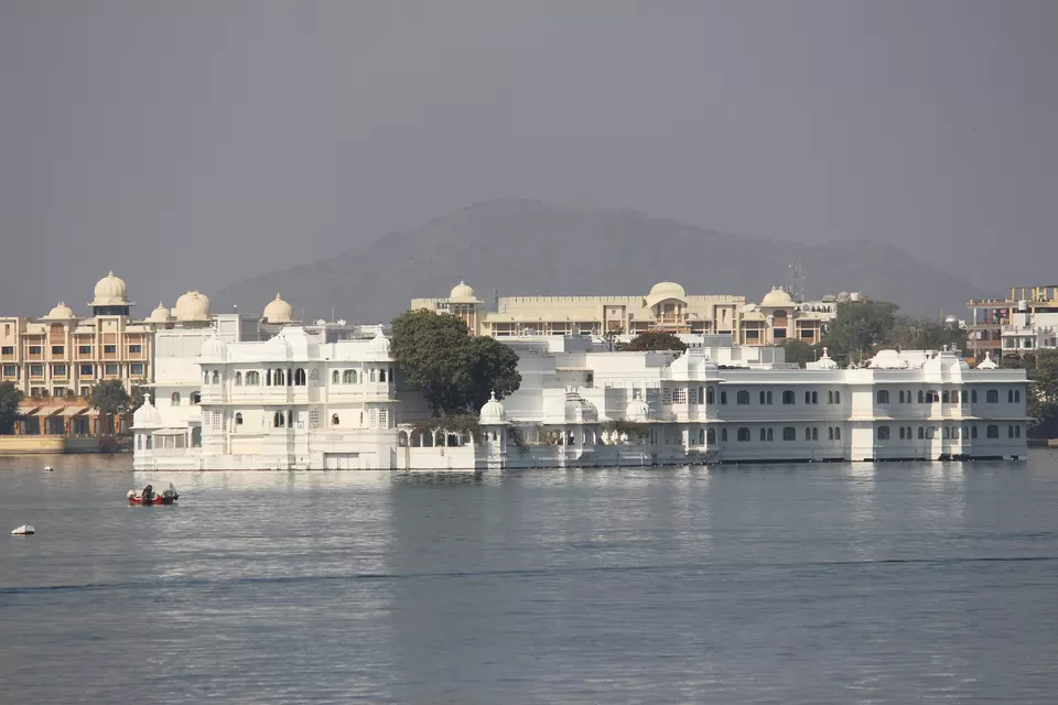 Photo of Lake Pichola, Pichola, Udaipur, Rajasthan by Kushagri Shah