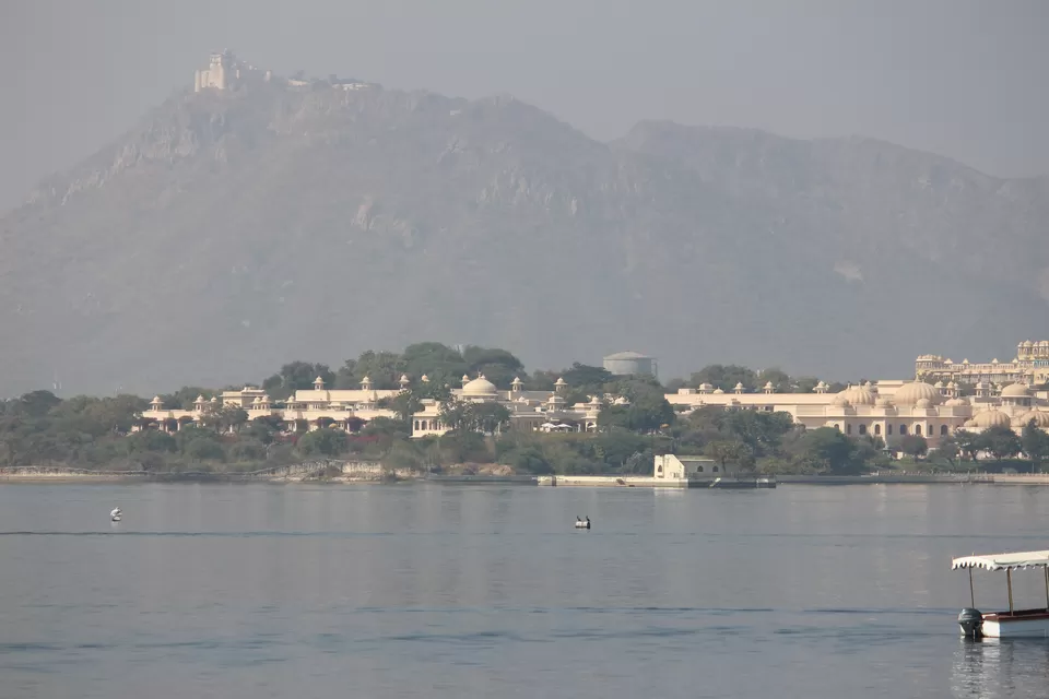 Photo of Lake Pichola, Pichola, Udaipur, Rajasthan by Kushagri Shah