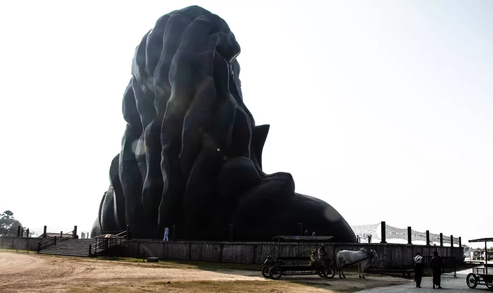 Photo of Isha Yoga Center, Coimbatore, Tamil Nadu, India by Tamil Pari