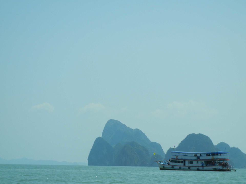 Photo of Phi Phi Islands Ao Nang Krabi Thailand by ashishjain