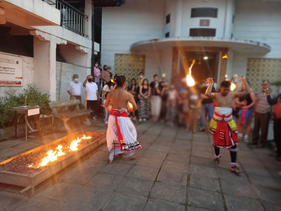 Photo of Slightly Chilled Lounge Bar and Restaurant, Anagarika Dharmapala Mawatha, Kandy, Sri Lanka by Nishant Shende