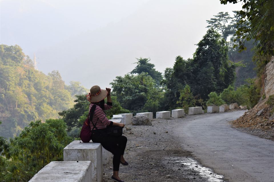Photo of Neergarh Waterfall Road, Uttarakhand, India by Sapna Dhiman