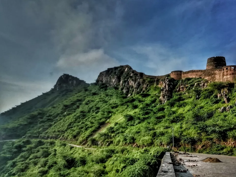 Photo of Rajsthan's unknown Haunted Architecture. by Suraj Sharma