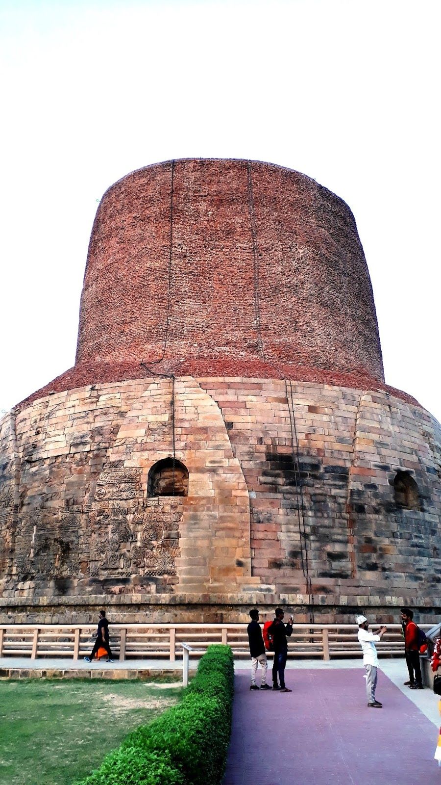 Photo of A day in the Buddhist circuit of Sarnath 2/7 by Maitri .