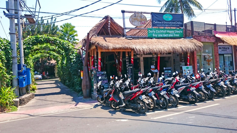 Photo of Culture, people, streets of Bali by Solo Traveler Nafeesa