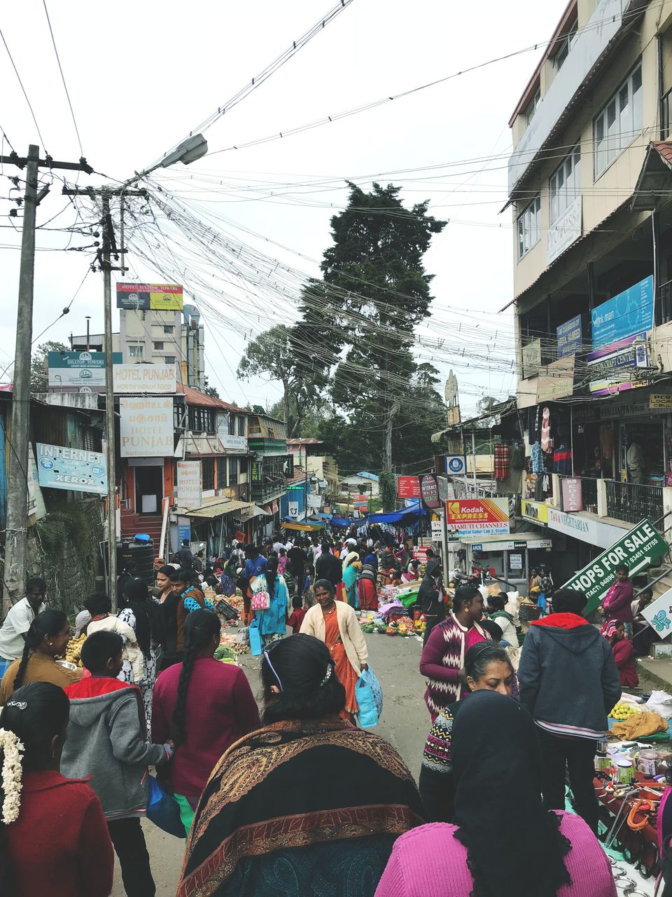 Photo of 7 Roads Junction, Club Road, Kodaikanal, Tamil Nadu, India by Ayush Chandra