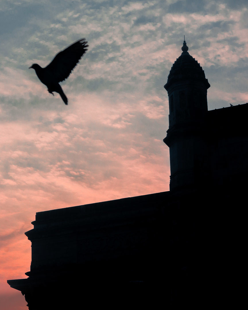 Photo of Sunrise At Gateway Of India by Abhishek Jaiswal