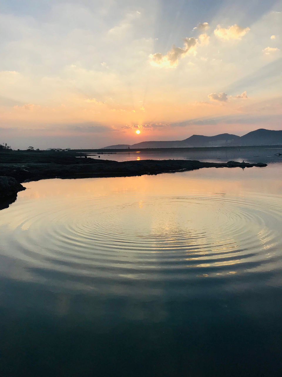 Photo of Kasarsai Dam, Maharashtra by Sakshi Chaudhary