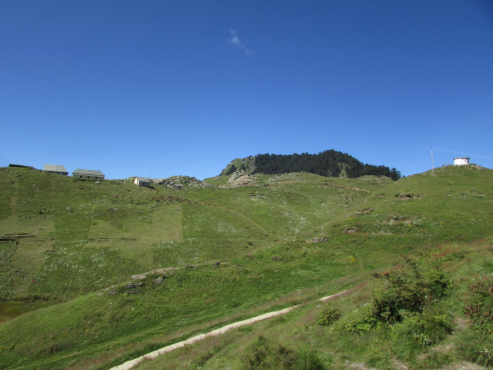 Photo of Prashar Lake - An Unforgettable Journey To The Mysterious Lake by Sudarshan Gupta