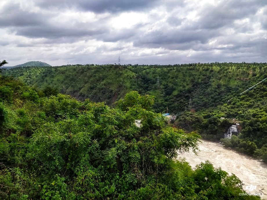 Photo of Weekend getaways from Bangalore, Best Waterfalls of Karnataka. 1/5 by Runa Nath