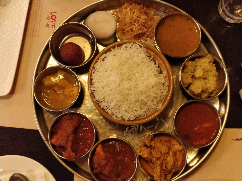 Photo of Little West Bengal In Namma Bengaluru, 10 Different Bengali Dishes only 300 Rs/- :O 4/5 by Runa Nath