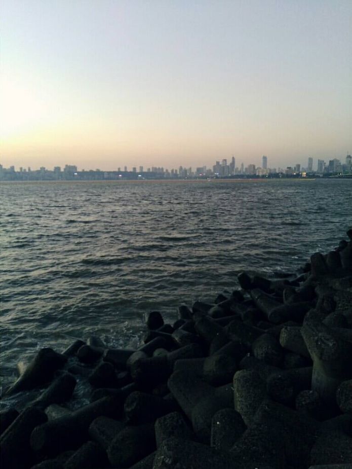 Photo of The Famous Marine Drive Of Mumbai 1/1 by Ali Mohsin Shaikh