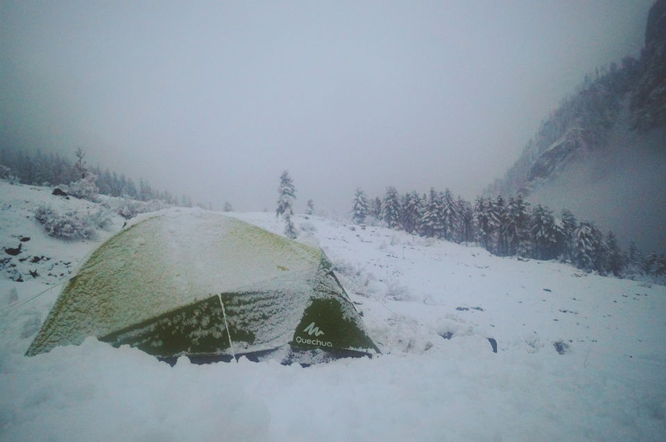 Photo of A Winter Trek To Kheerganga by Jason Byrne