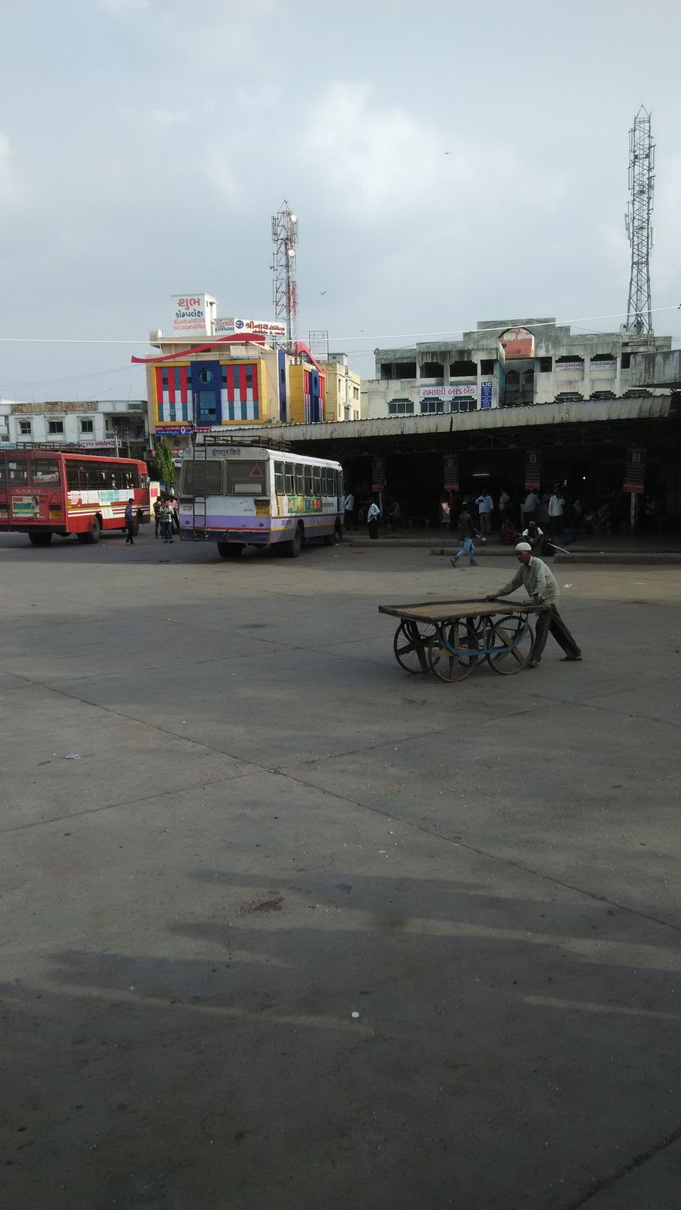 Photo of A Visit to Modasa 17/17 by Pramod Mali