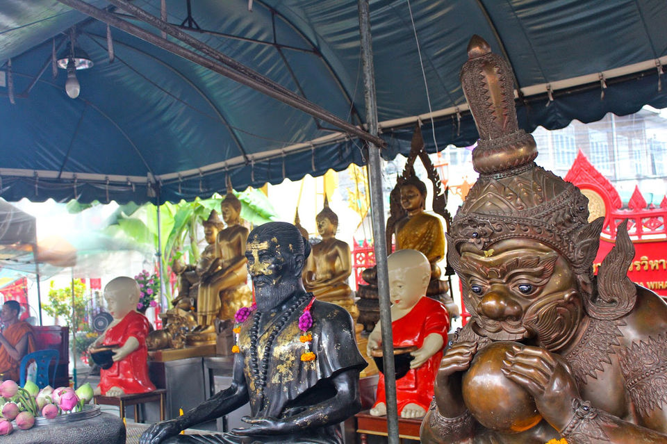 Photo of Wat Pho (Reclining Buddha Statue) Phra Borom Maha Ratchawang, Phra Nakhon, Bangkok, Thailand by Moha