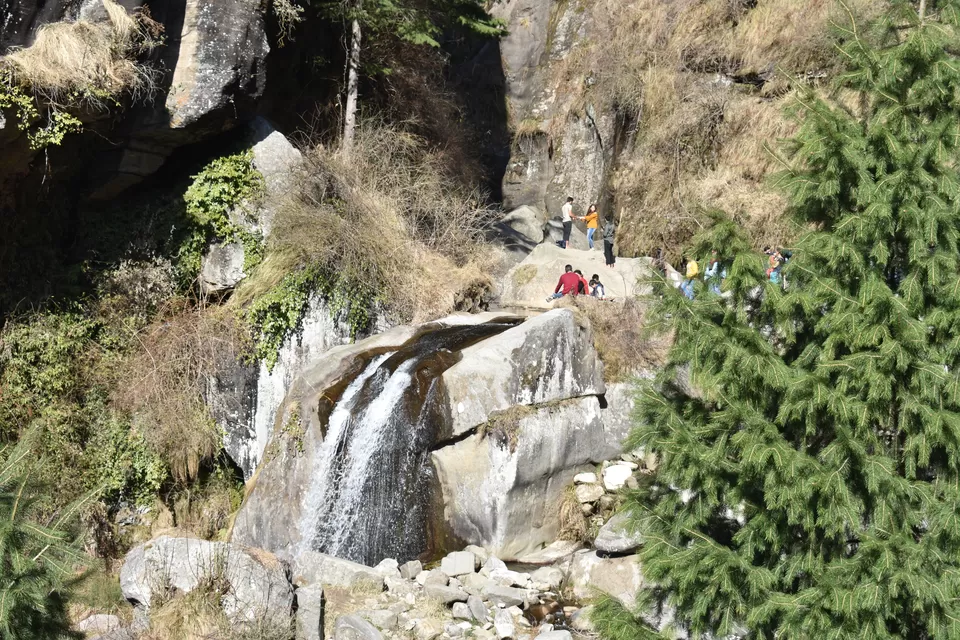 Photo of Jogini Falls, Manali, Himachal Pradesh, India by Riya Ghosh