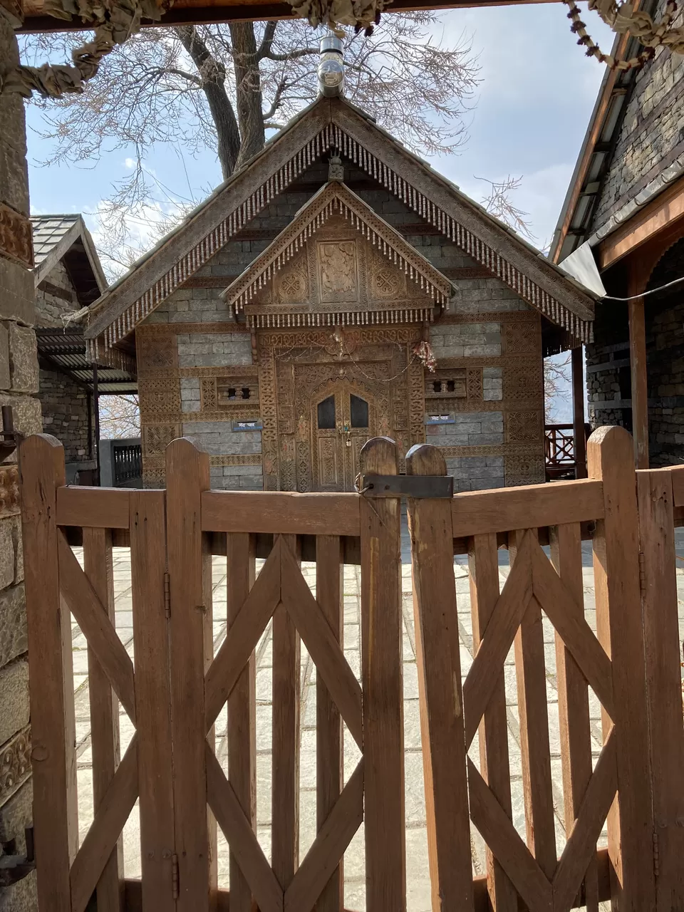 Photo of Naggar Castle, Patlikuhal - Naggar Road, Patlikuhal, Himachal Pradesh, India by Riya Ghosh