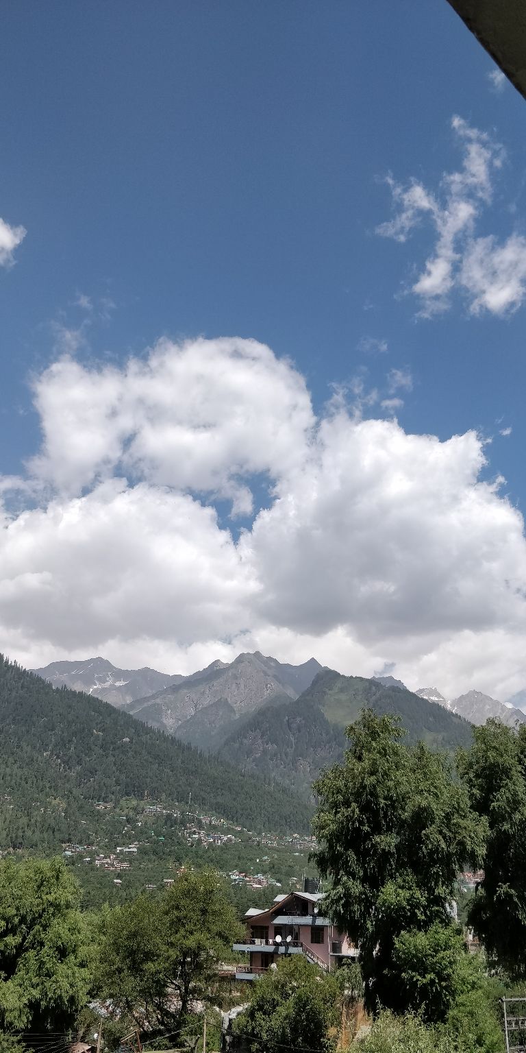 Photo of Manali, Himachal Pradesh, India by Swagata Nath