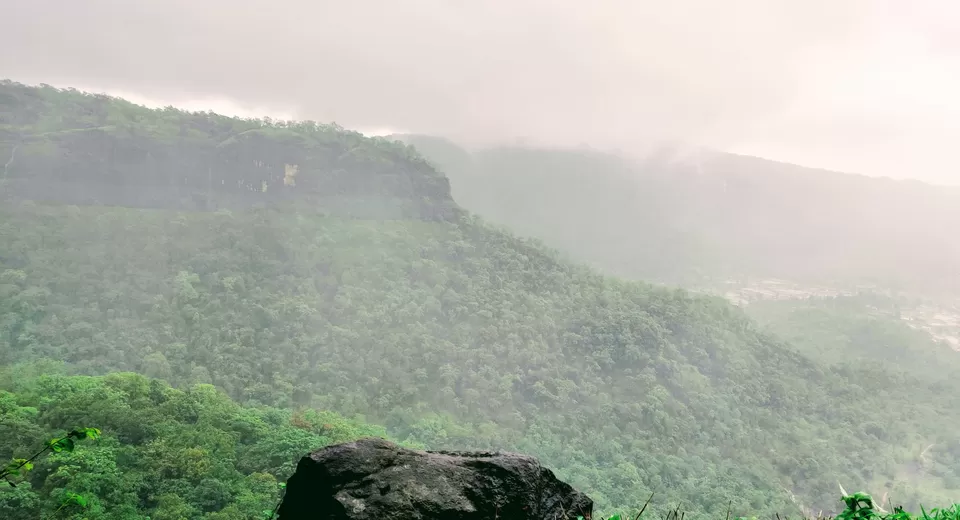 Photo of Shidi Ghat Walkway, Ambherpada, Maharashtra, India by Sash travel diaries