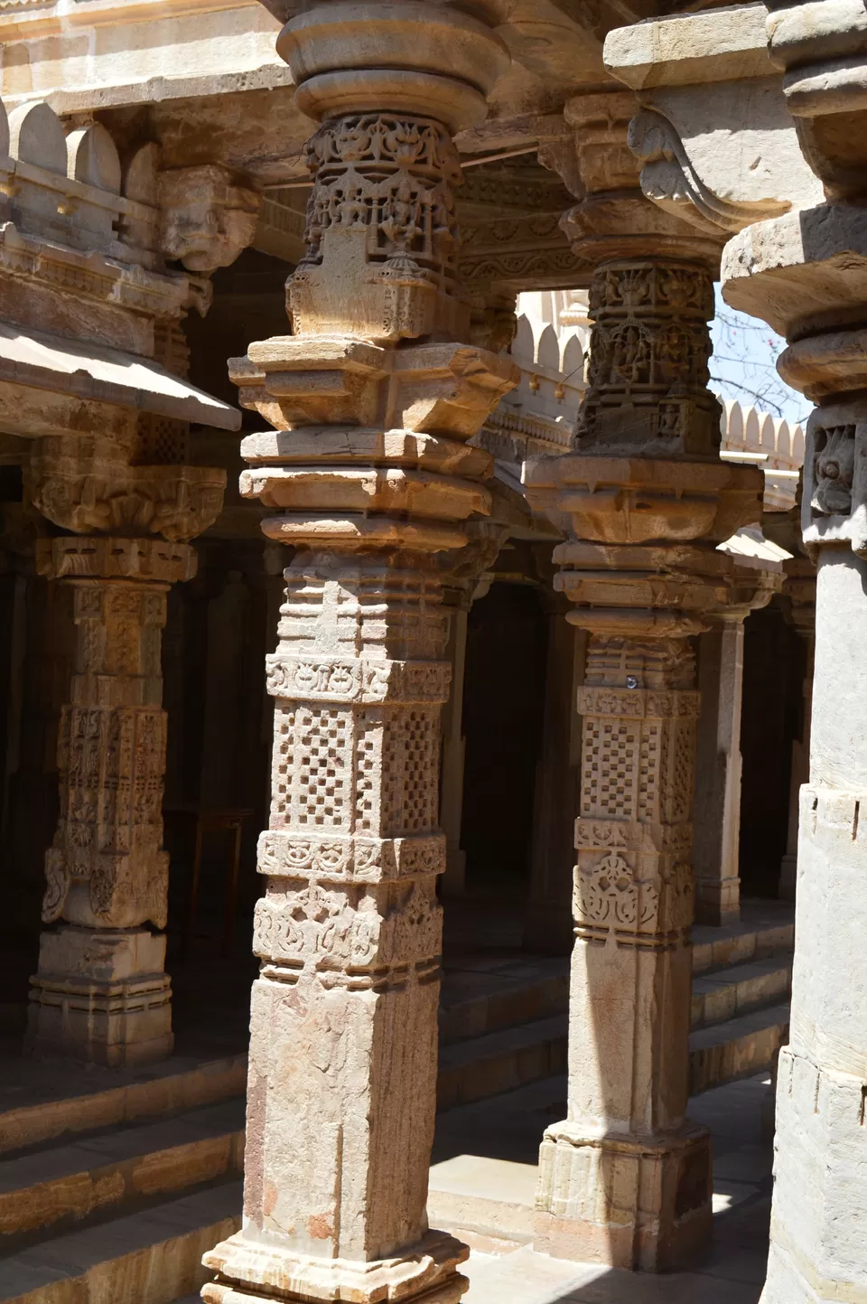 Photo of Jain Swethamber Temple, Chittorgarh Fort Village, Chittorgarh, Rajasthan, India by kvshah