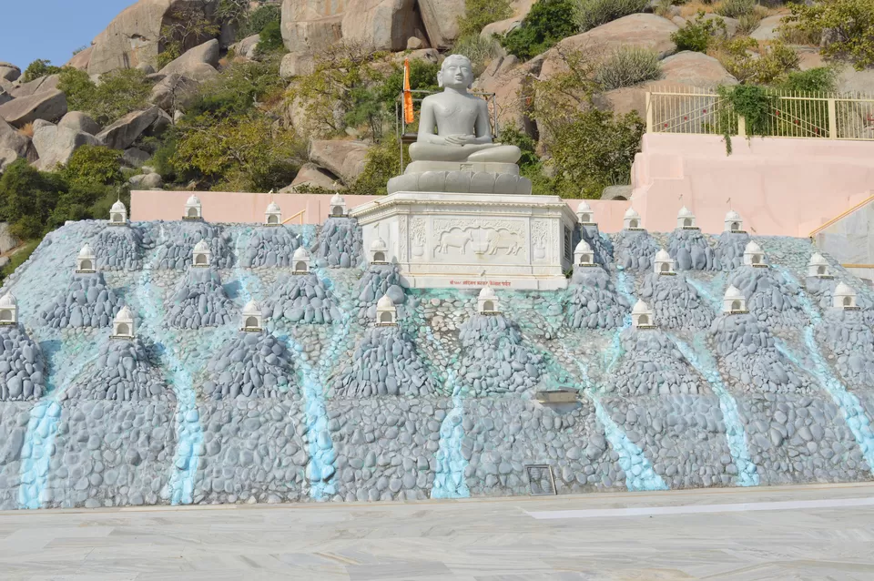 Photo of Taranga Jain Chitra Digamber Koti, Taranga, Gujarat, India by kvshah