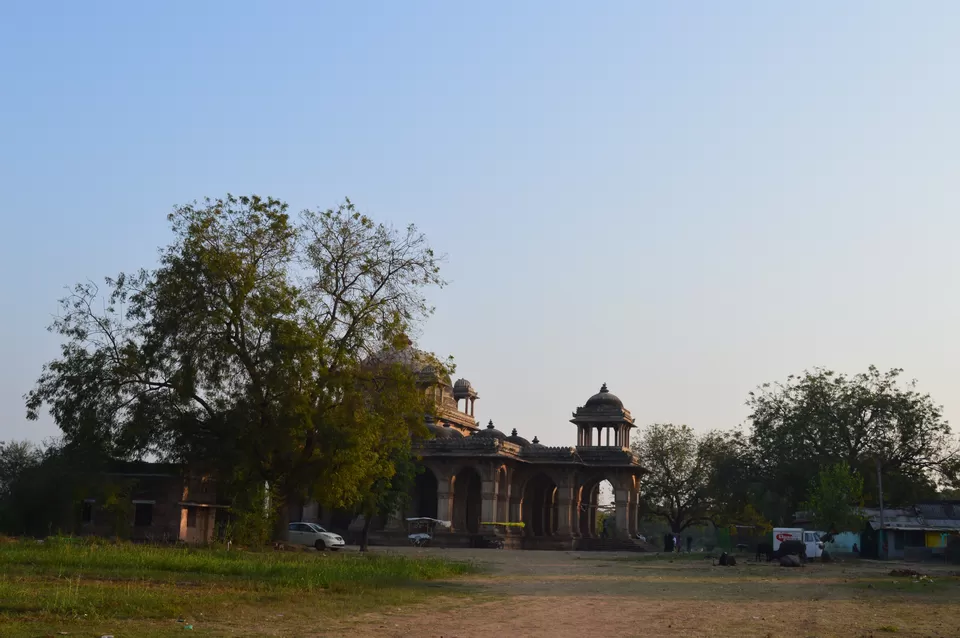 Photo of Roja-roji Dargah Sharif, Sojali, Gujarat, India by kvshah