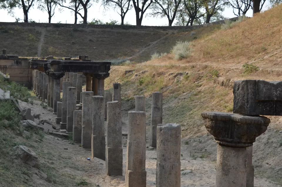 Photo of Sahastra Ling Lake, Samalpati, Gujarat, India by kvshah