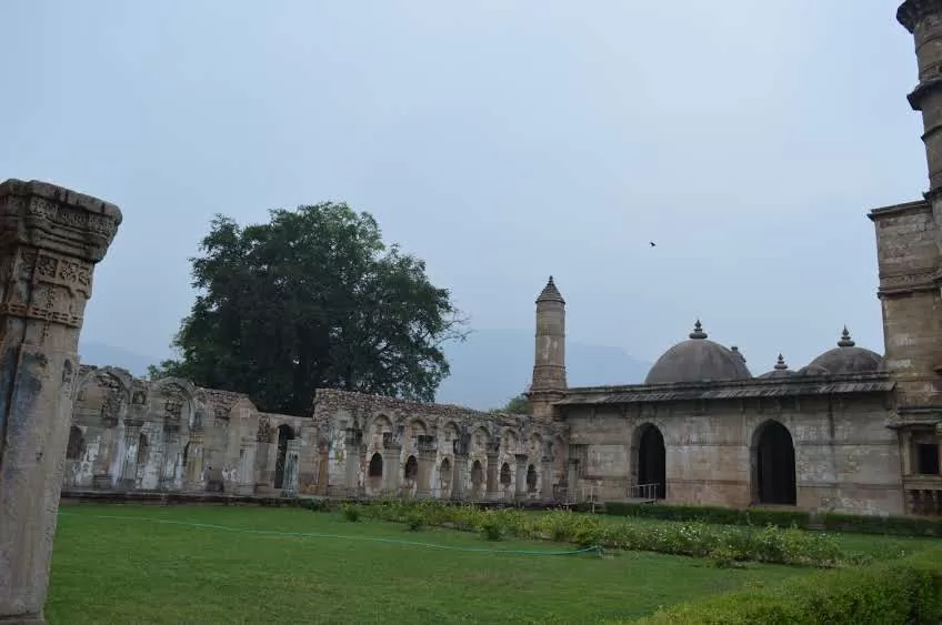 Photo of Jami Masjid, Gujarat State Highway 150, Champaner, Gujarat, India by kvshah