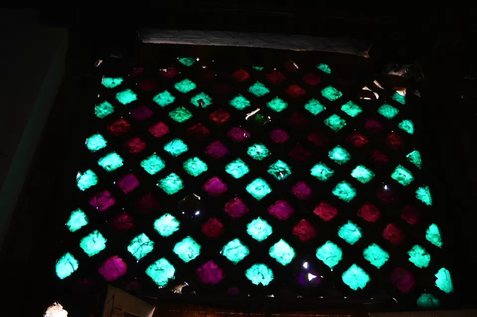 Photo of Aaina Mahal, Old Dhatia Falia, Bhuj, Gujarat, India by kvshah