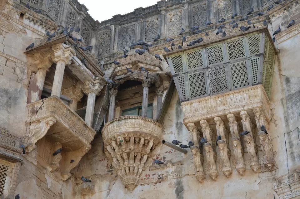 Photo of Aaina Mahal, Old Dhatia Falia, Bhuj, Gujarat, India by kvshah