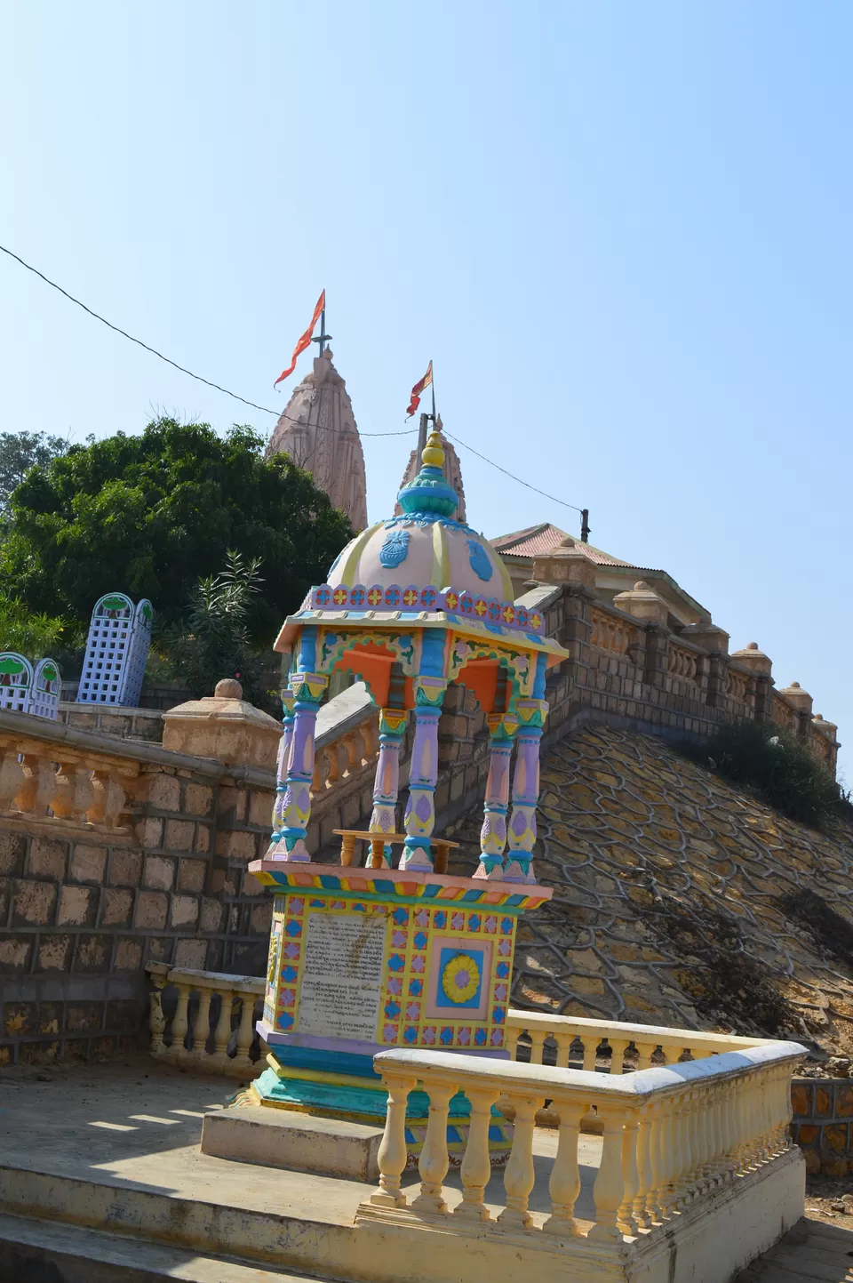 Photo of Shree Koteshwar Mahadev Mandir, Narayan Sarovar, Gujarat, India by kvshah