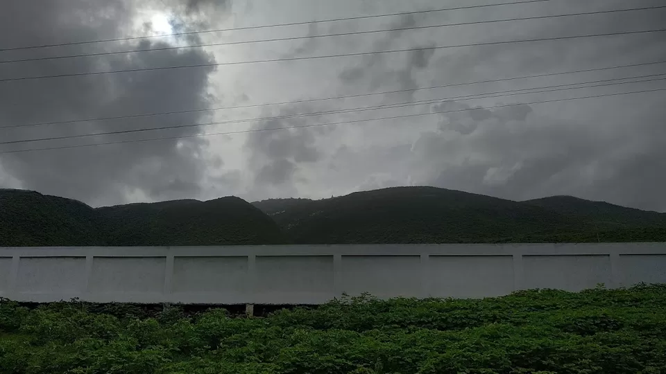 Photo of Hastagiri Jain Tirth હસ્તગિરી જૈન તીર્થ, Chok, Gujarat, India by kvshah