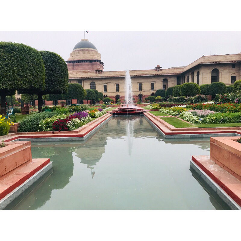 Photo of Mughal Gardens Delhi, Gate No. 35, Rashtrapati Bhawan, Rashtrapati Bhavan, New Delhi, Delhi, India by Vanshika Oberoi
