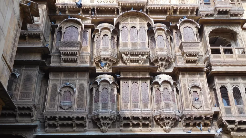 Photo of Patwon Ki Haveliyan, Amar Sagar Pol, Jaisalmer, Rajasthan, India by Srinivas Aditya