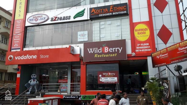 Photo of You must visit these amazing food places in Bhubaneswar and Mysore! #foodiefavourite 1/5 by Vinayak Verma
