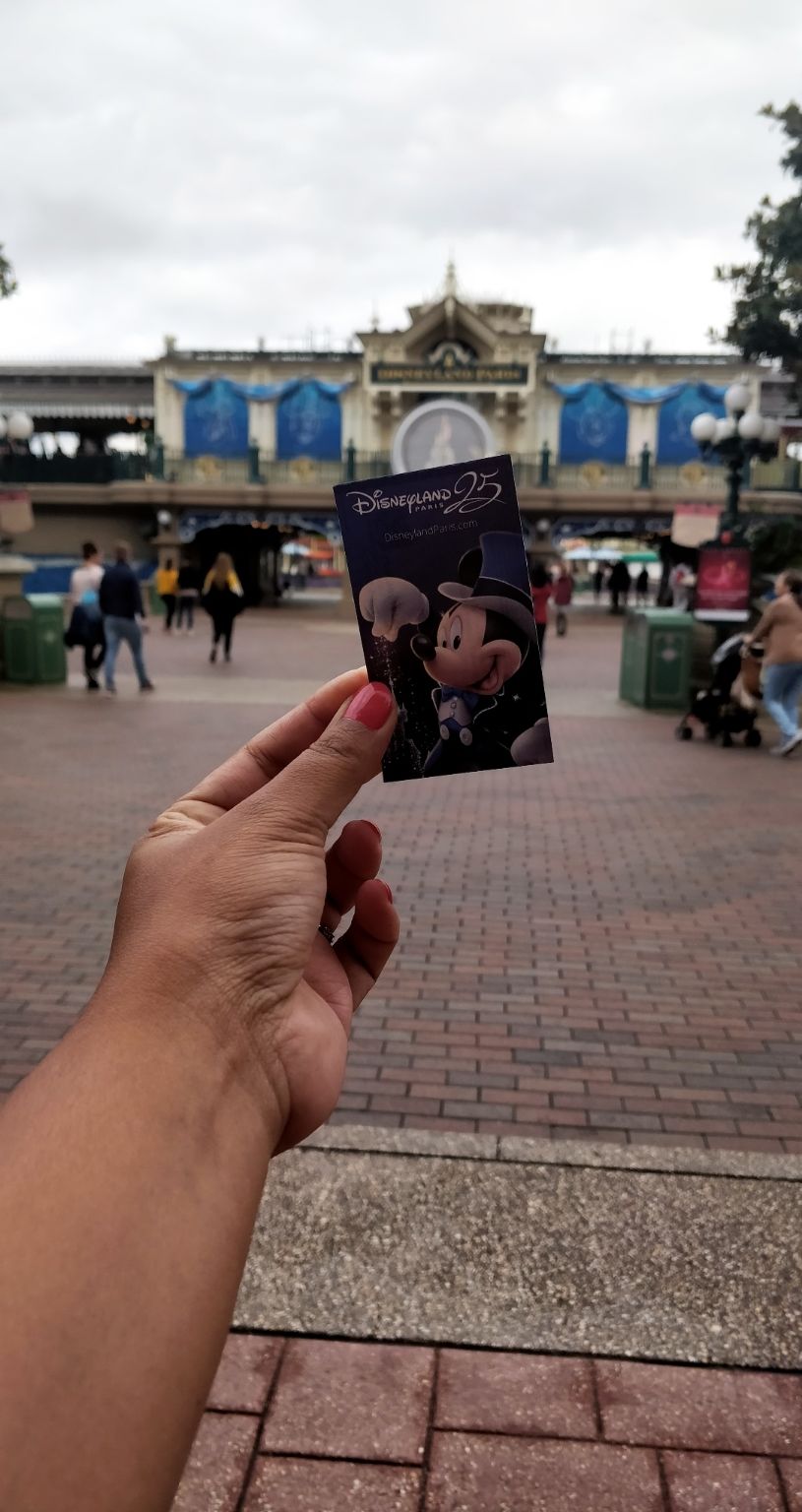 Photo of Disneyland Park, Paris, France by Shweta Landge