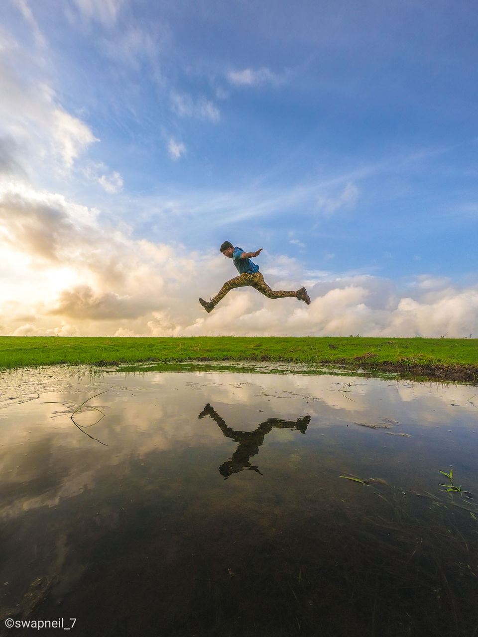 Photo of How To Capture Better Photos On Solo Travel by Swapnil Jagtap