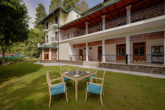 Photo of WelcomHeritage Ashdale, Mallital, Nainital, Uttarakhand, India by Gobbling Wanderer