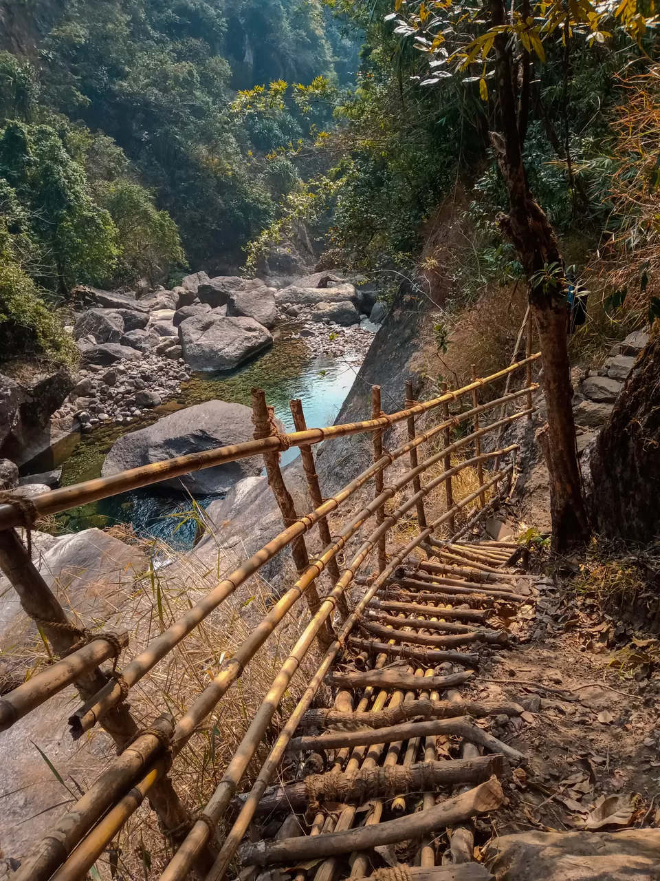 Photo of Hiking the Mawryngkhang- the scariest trek of Meghalaya ! by Chiranjeeb Sonowal