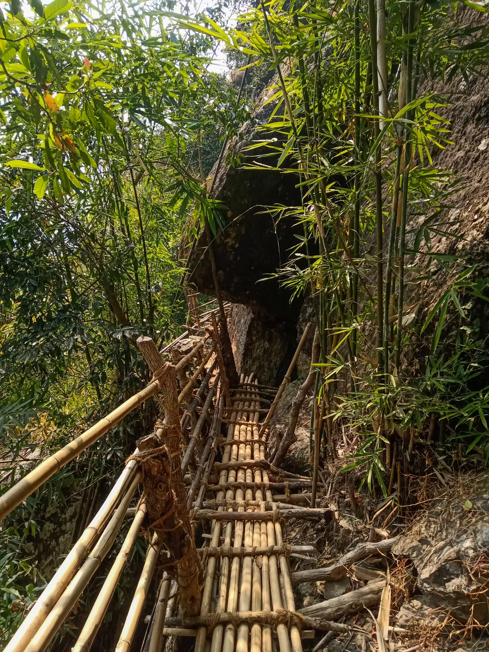 Photo of Hiking the Mawryngkhang- the scariest trek of Meghalaya ! by Chiranjeeb Sonowal