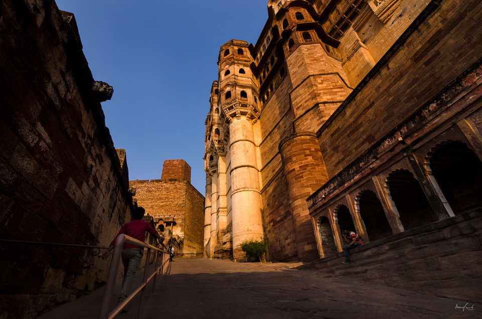 Photo of Mehrangarh Fort Parking, Jodhpur, Rajasthan, India by Monuj Sarmah