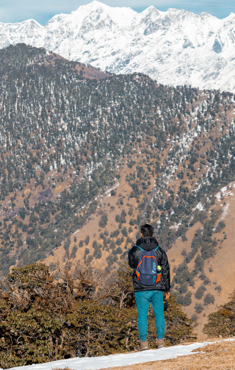 Photo of Winter hike to a frozen lake in the lap of Himalayas. Brahmatal Trek #OffbeatUttarakhand by Akshay Upadhya