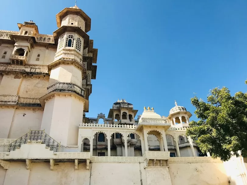 Photo of City Palace, Old City, Udaipur, Rajasthan, India by Prachi Paranjape