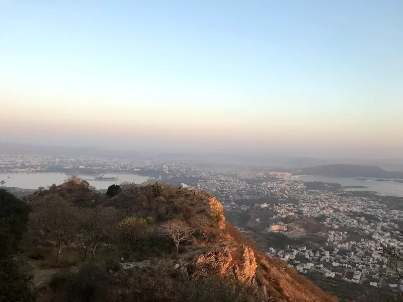Photo of Sajjangarh, Moti Magri Scheme, Zinc Park, Udaipur, Rajasthan, India by Prachi Paranjape