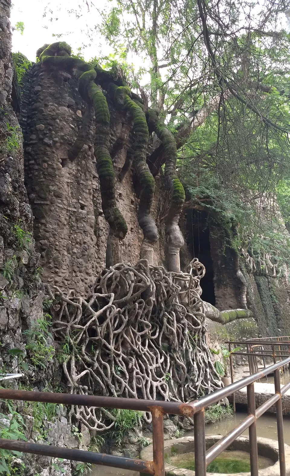 Photo of Rock Garden, Chandigarh, Uttar Marg, Rock Garden of Chandigarh, Sector 1, Chandigarh, India by Prachi Paranjape